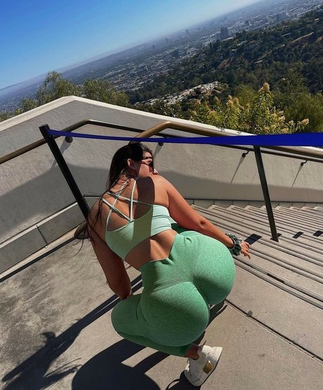 Teddybearosito pornstar sexy pictures