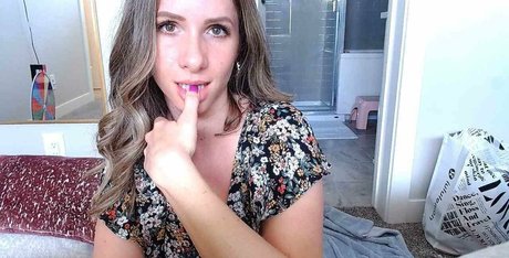 luxlovely111 sexy model photo