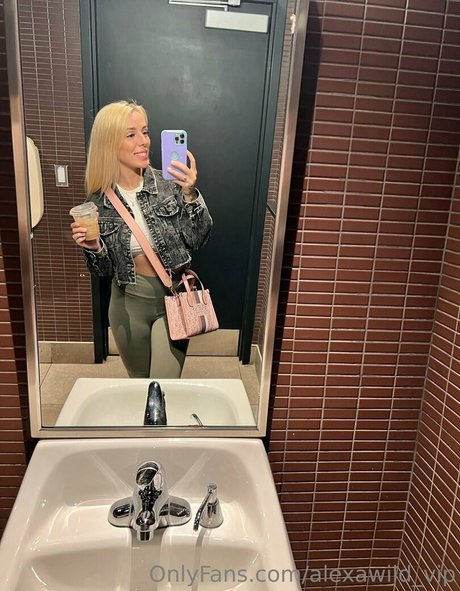 alexawild vip hd actress pictures