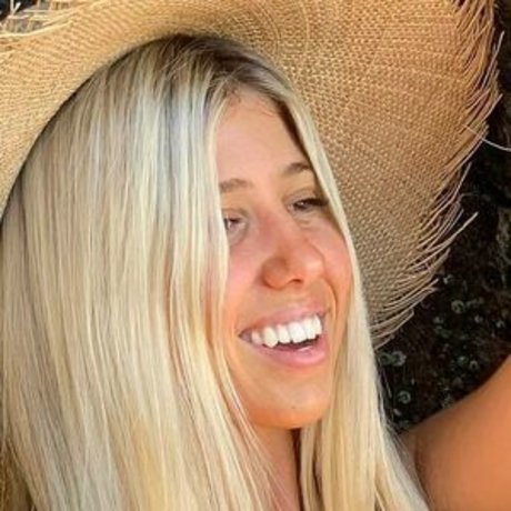 Pandora Bonsor nudes model pics