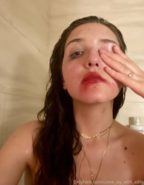 come lay with adile star nude picture