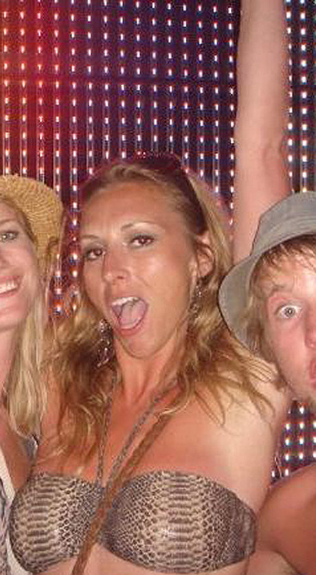 Anya Holberton model nude picture