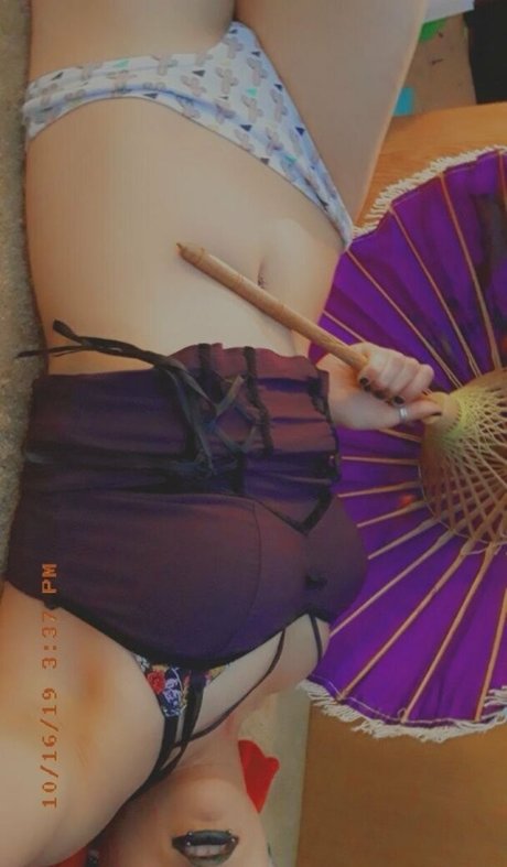 glowsticksss pornstar nude photos