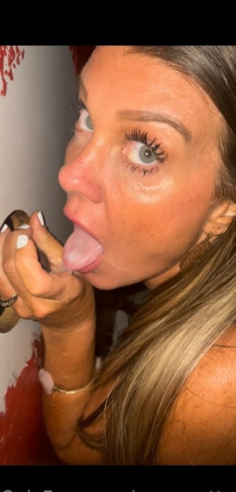 MsSweetTea porn actress galleries