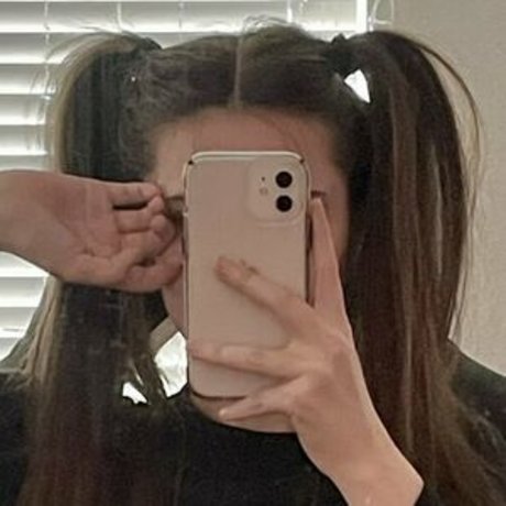 kttytaiga model art galleries