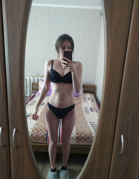 KattyKitty nude actress pic