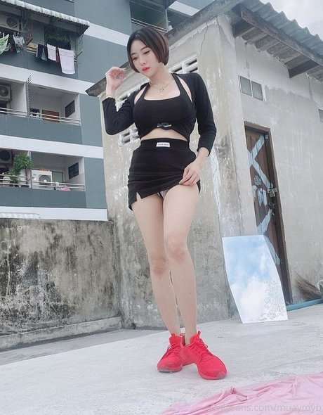 MuayMyb pretty pornstar galleries