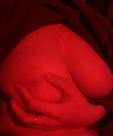 lemongrassgirl model sexy photos