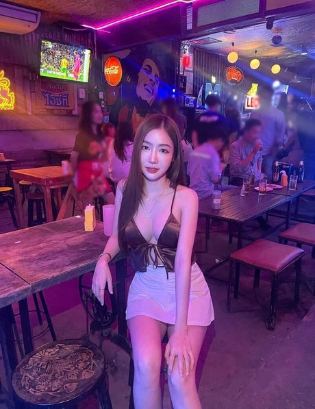 yoke chonthicha erotic model images