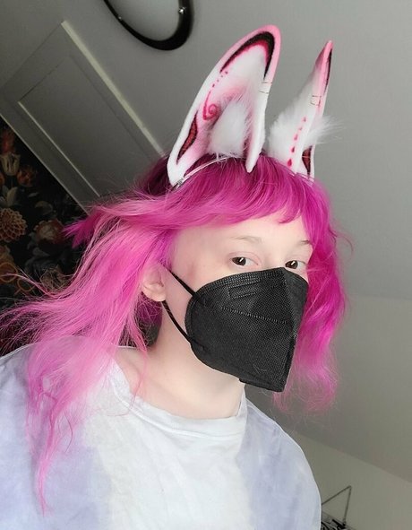 yokaioppai art actress pics