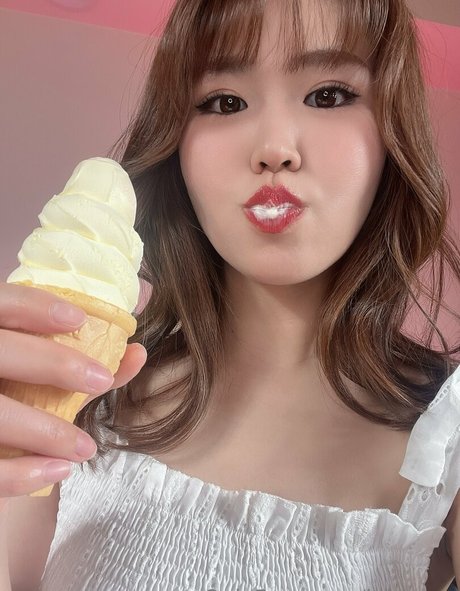 blonde secretary onlyfans hot porn picture