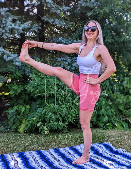 hot yoga free model photos