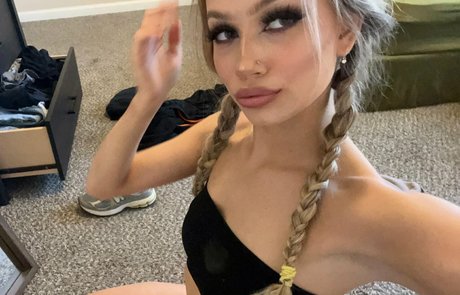 mariacheer18 beautiful pornstar picture