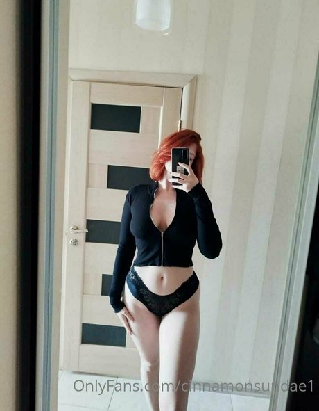 cinnamonsundae1 pornstar exclusive pics