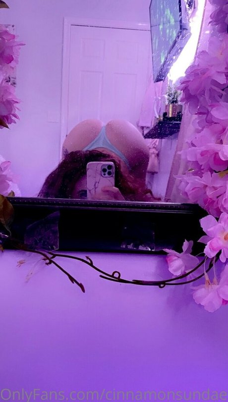 cinnamonsundae1 star adult images