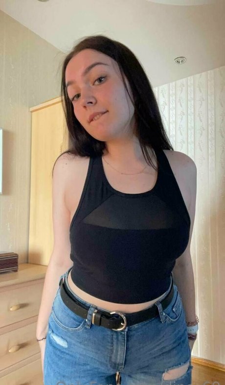 dina 69 star sexy images