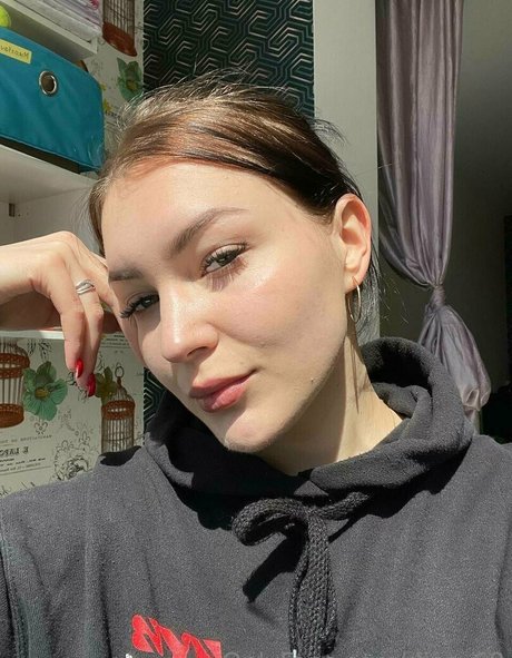 dina 69 pornstar hd pics