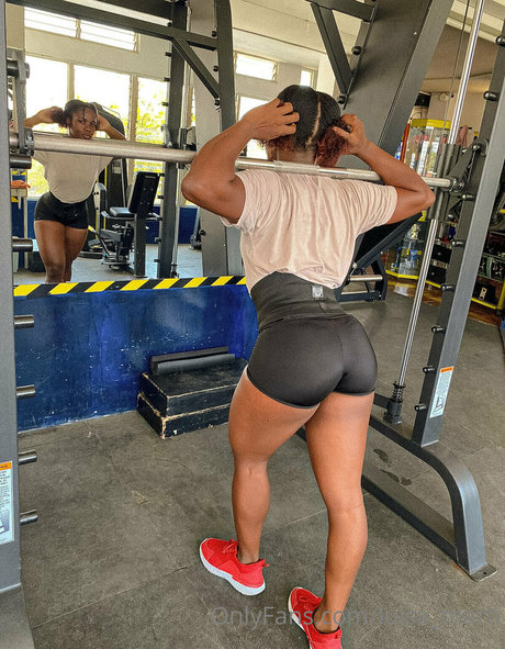 luisa marh star exclusive pics