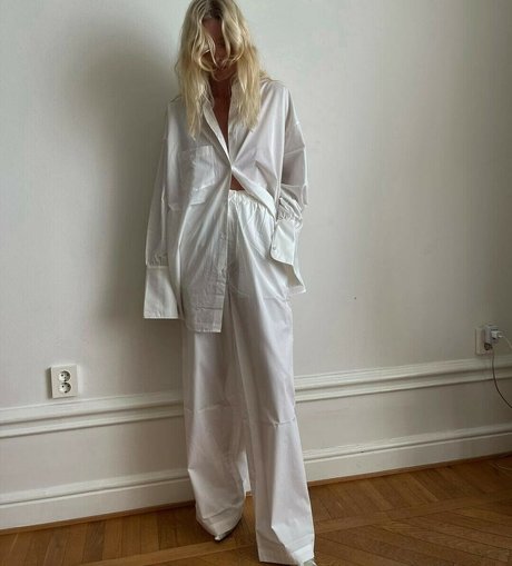 nude strip onlyfans naked photos