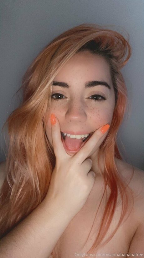 msannabananafree star nude photo