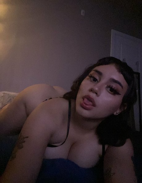 crosseyedivy high quality pornstar gallery