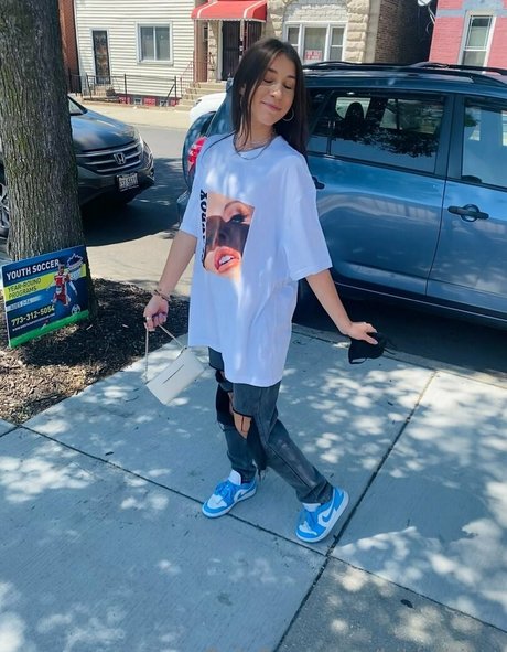 bikinibites star exclusive photo