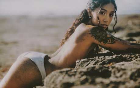 winniehoney nudes model photo