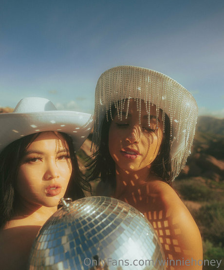 winniehoney porn star galleries