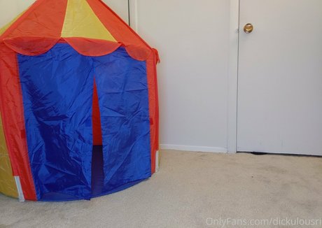 dickulousri star free archive