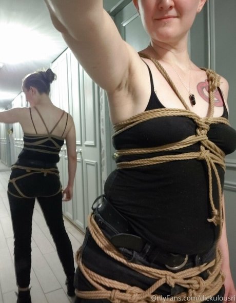 dickulousri model sexy pictures