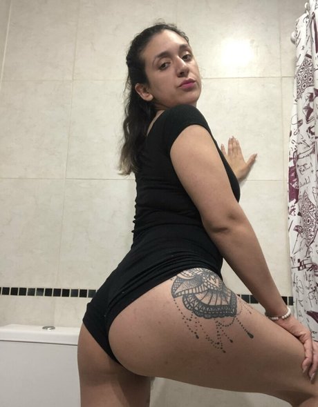 xxx shfire star hot photo