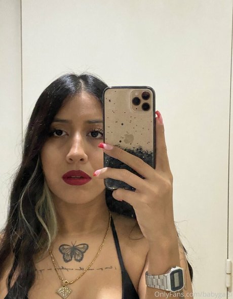 babygalsi hot model image