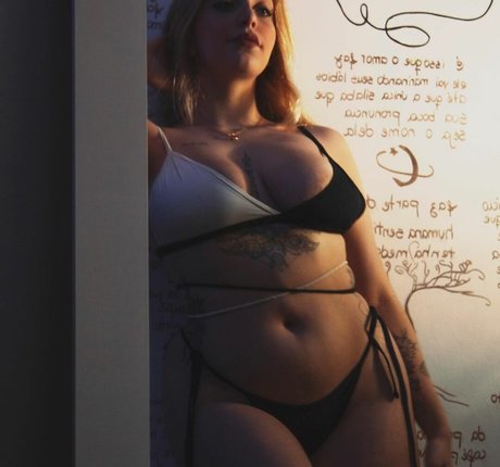 Stef Mwndstef top actress photo