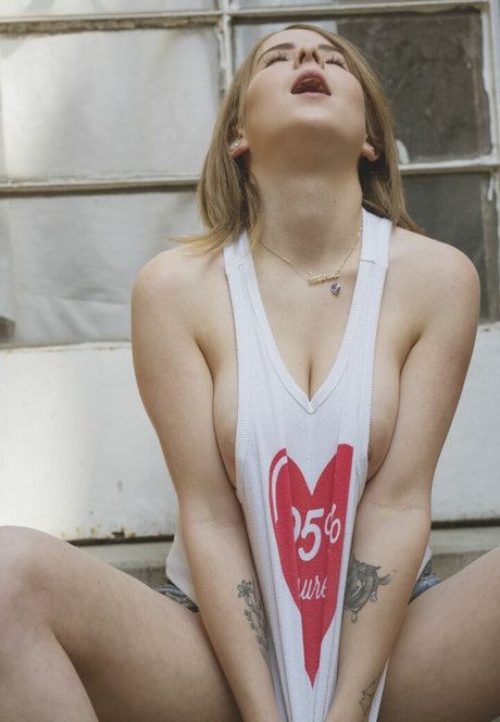 Aranza Cesarii sex star images