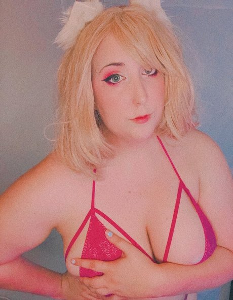 uwutaycos model best pictures