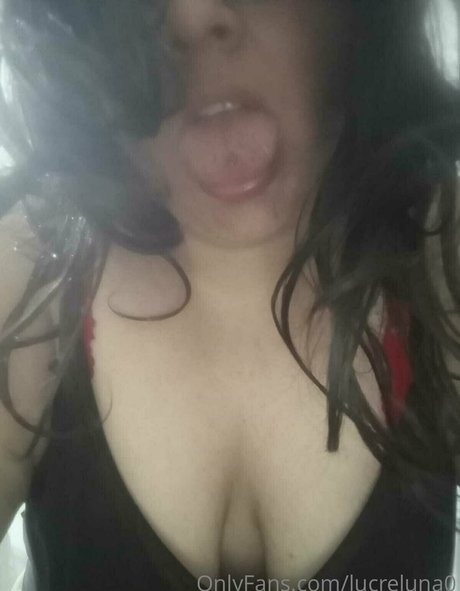 lucreluna0 pornstar nude archive