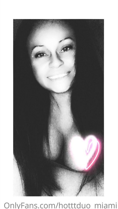 hotttduo1 exclusive model pictures