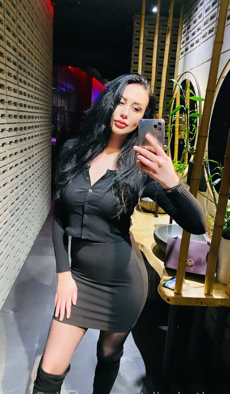 elizabeth q pornstar hot picture