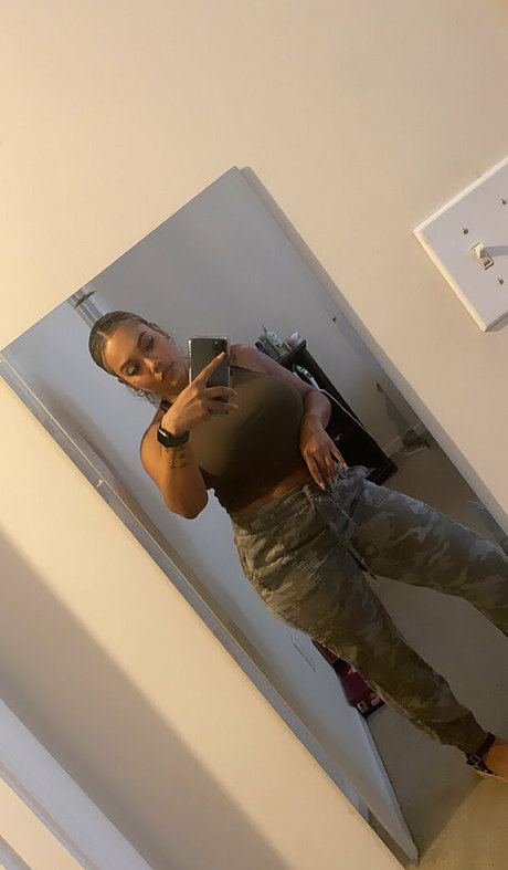 nickole1022 exclusive pornstar img