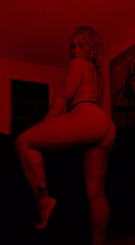 nickole1022 sex model picture