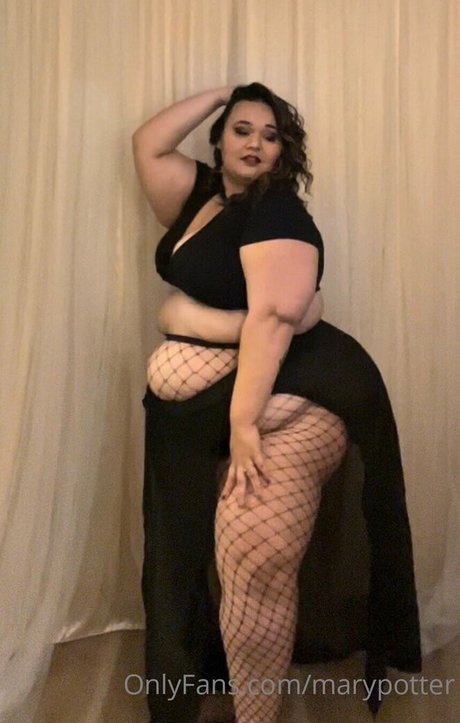 makanamoon naked actress image