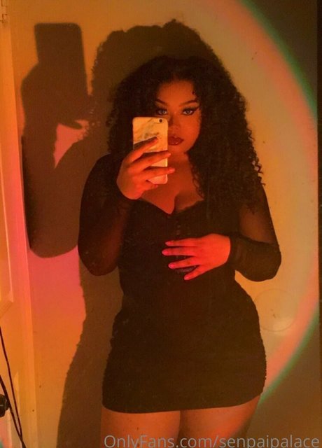 shemale cumshot onlyfans naked photo