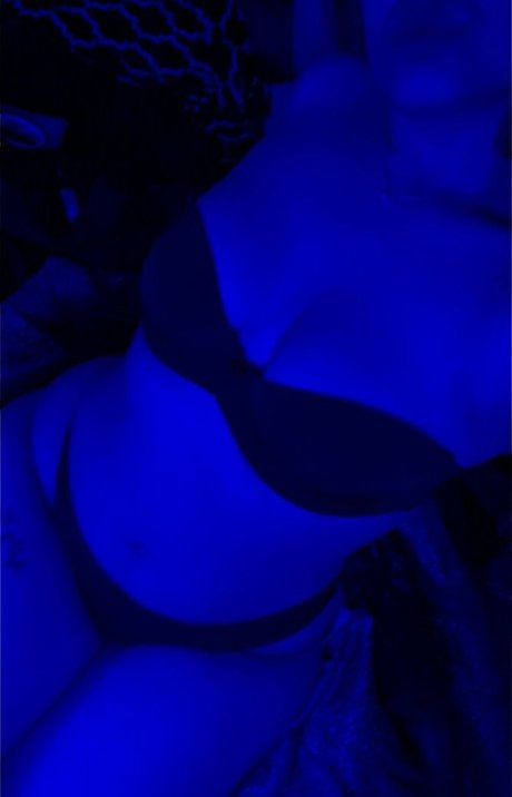 realginawaters star adult photo