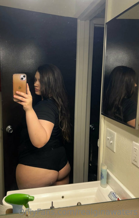 realginawaters star nudes pic