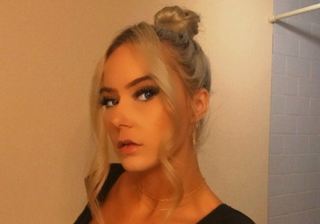 babyblexa pretty pornstar picture