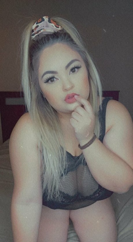 fat girls onlyfans pornos images