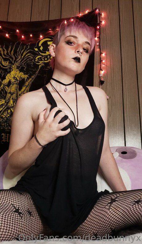 deadbunnyx star erotic pics