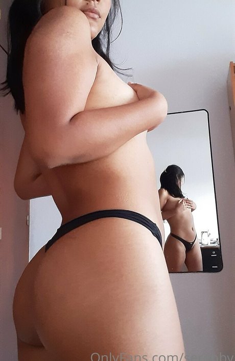 serebby hot model picture