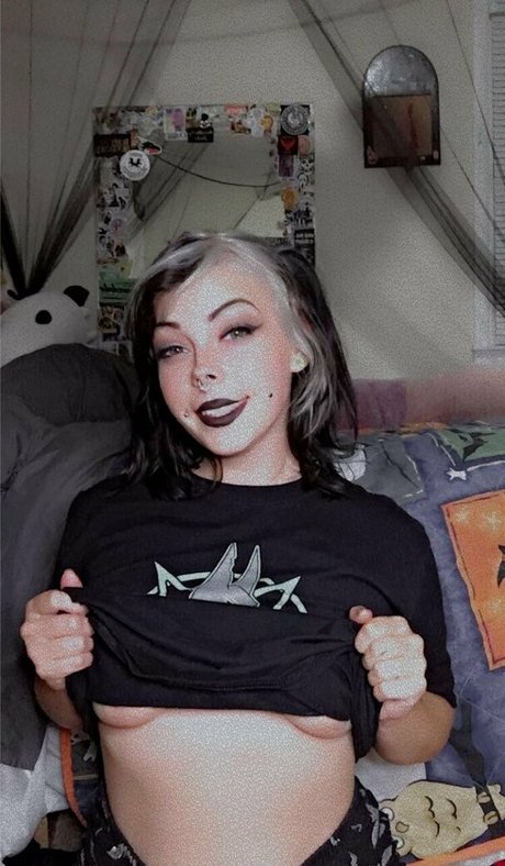 damndestcreature2 pornstar nude img