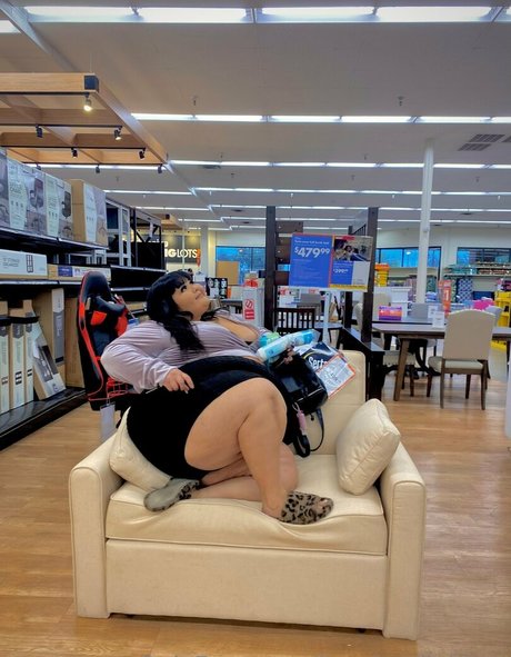 its claudiabitch star free img